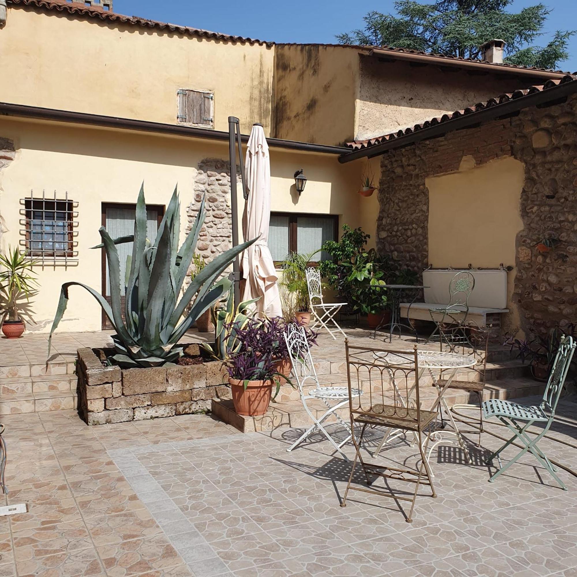 Gesuitirooms Sona Exterior photo